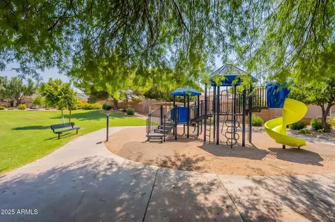 2714 E Valencia Dr, Phoenix, AZ 85042 photo 6