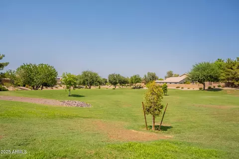 2714 E Valencia Dr, Phoenix, AZ 85042 photo 4