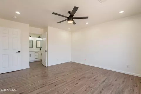 2714 E Valencia Dr, Phoenix, AZ 85042 photo 27