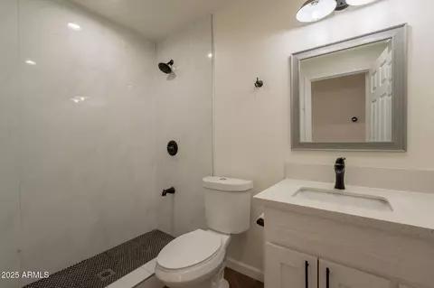 2714 E Valencia Dr, Phoenix, AZ 85042 photo 32