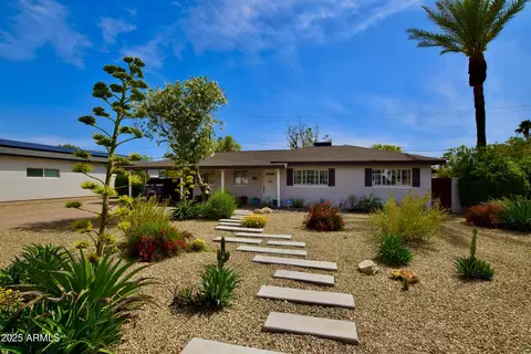 3015 E Sells Dr, Phoenix, AZ 85016