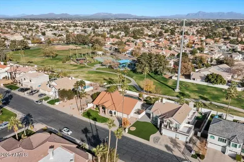 View/Area - 1101 N Peppertree Dr, Gilbert, AZ 85234 photo 3 of 14