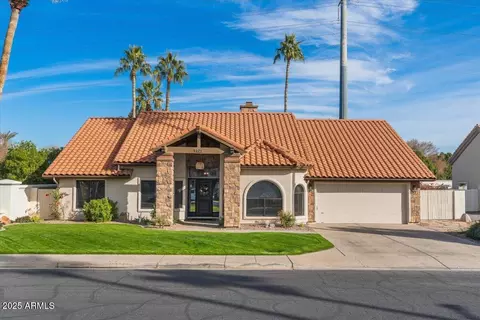 1101 N Peppertree Dr, Gilbert, AZ 85234