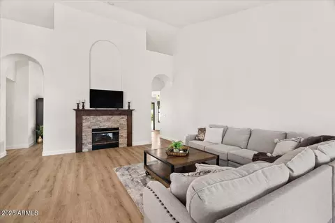 Living - 1101 N Peppertree Dr, Gilbert, AZ 85234 photo 1 of 1