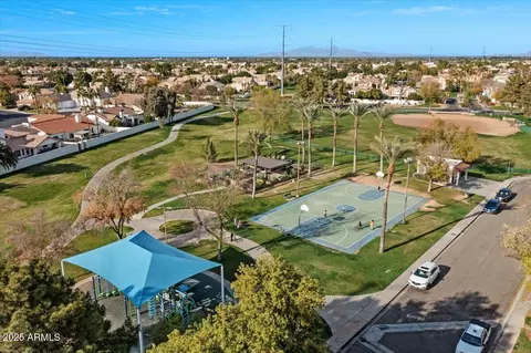 View/Area - 1101 N Peppertree Dr, Gilbert, AZ 85234 photo 7 of 14