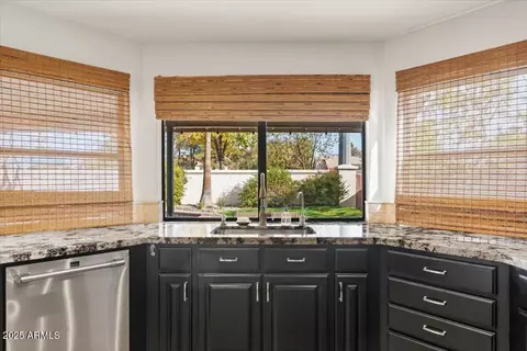 Kitchen - 1101 N Peppertree Dr, Gilbert, AZ 85234 photo 3 of 4