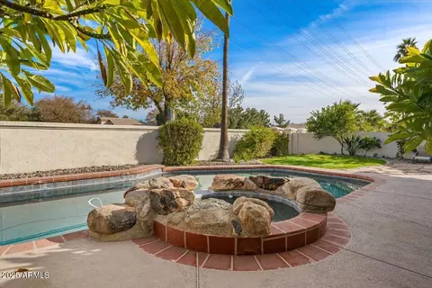 Exterior - 1101 N Peppertree Dr, Gilbert, AZ 85234 photo 10 of 12