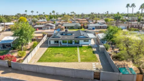 View/Area - 1868 E La Donna Dr, Tempe, AZ 85283 photo 3 of 11