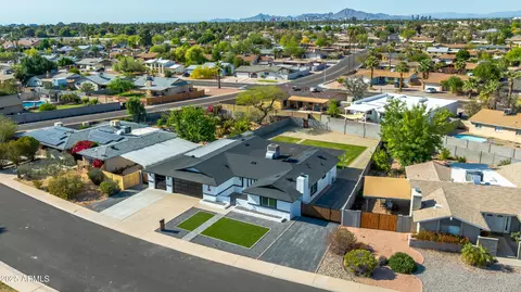 View/Area - 1868 E La Donna Dr, Tempe, AZ 85283 photo 9 of 11