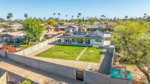 View/Area - 1868 E La Donna Dr, Tempe, AZ 85283 photo 2 of 11