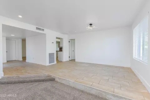 Living - 1868 E La Donna Dr, Tempe, AZ 85283 photo 4 of 11