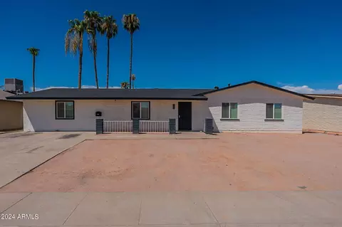 3802 W Mission Ln, Phoenix, AZ 85051