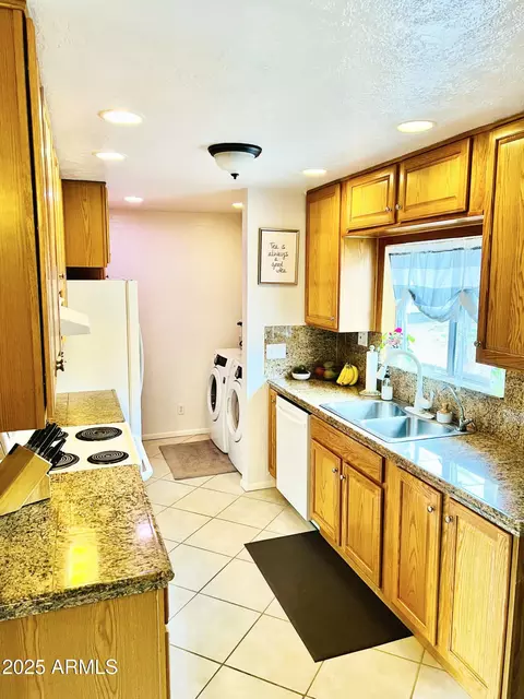 330 W Roundup Rd, Payson, AZ 85541 photo 3