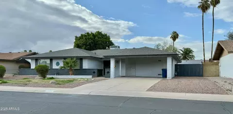 2502 E Loyola Dr, Tempe, AZ 85282