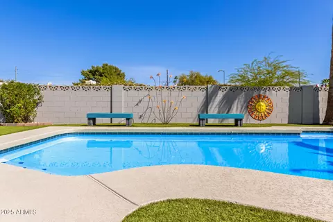 Exterior - 3532 E North Ln, Phoenix, AZ 85028 photo 10 of 28