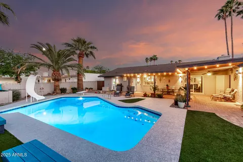 Exterior - 3532 E North Ln, Phoenix, AZ 85028 photo 13 of 28