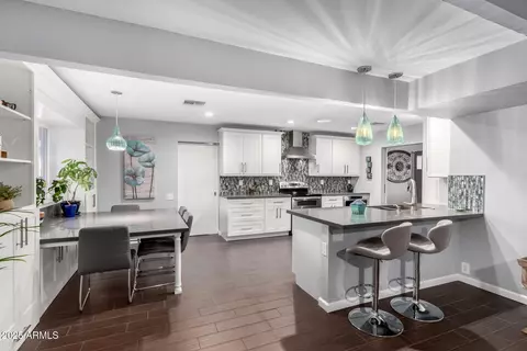 Kitchen - 3532 E North Ln, Phoenix, AZ 85028 photo 1 of 6