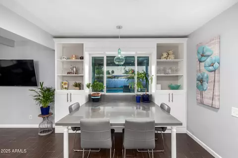 Dining - 3532 E North Ln, Phoenix, AZ 85028 photo 3 of 3