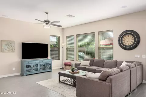 3269 E Ironside Ln, Gilbert, AZ 85298 photo 7