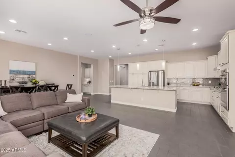 3269 E Ironside Ln, Gilbert, AZ 85298 photo 19
