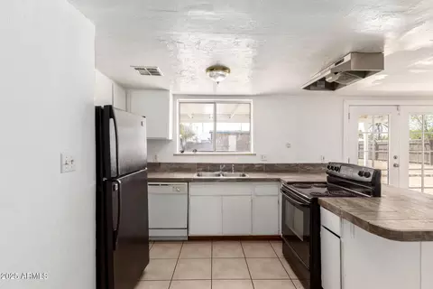 1141 Eva St, Phoenix, AZ 85020 photo 13