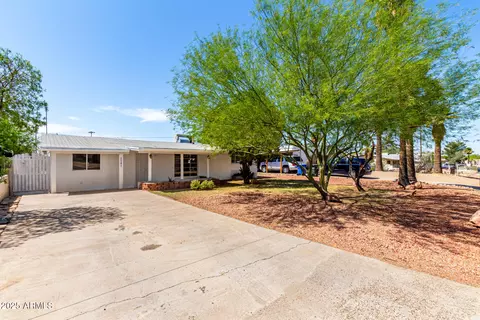 1141 Eva St, Phoenix, AZ 85020 photo 2
