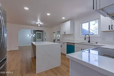 Kitchen - 715 E Skyway Ct, Payson, AZ 85541 photo 6 of 6