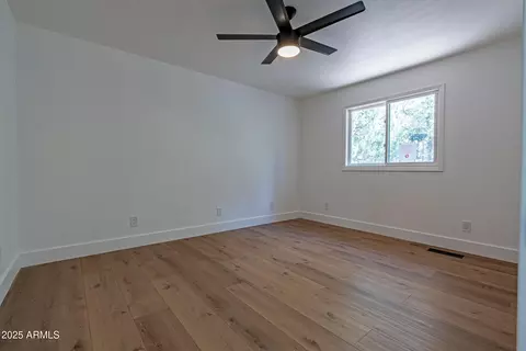 Bedroom - 715 E Skyway Ct, Payson, AZ 85541 photo 4 of 6