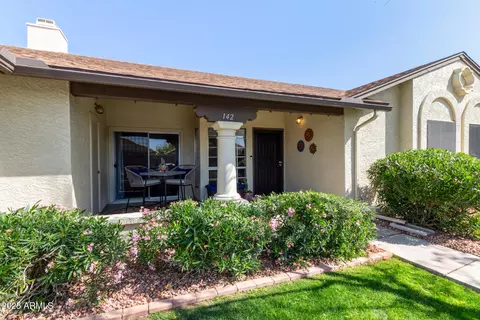 8140 N 107th Ave #142, Peoria, AZ 85345