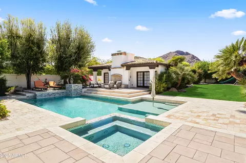 5740 N Casa Blanca Dr, Paradise Valley, AZ 85253