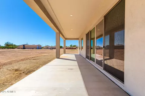 Exterior - 34889 N 3rd St, Phoenix, AZ 85086 photo 8 of 9