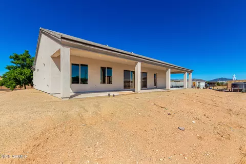Exterior - 34889 N 3rd St, Phoenix, AZ 85086 photo 5 of 9