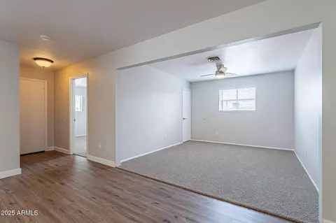 Living - 10437 E Boulder Dr, Apache Junction, AZ 85120 photo 4 of 5