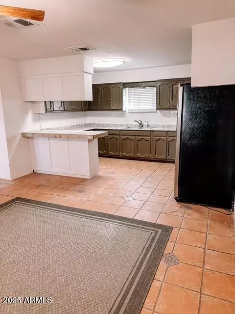 627 N H Ave, Douglas, AZ 85607 photo 3