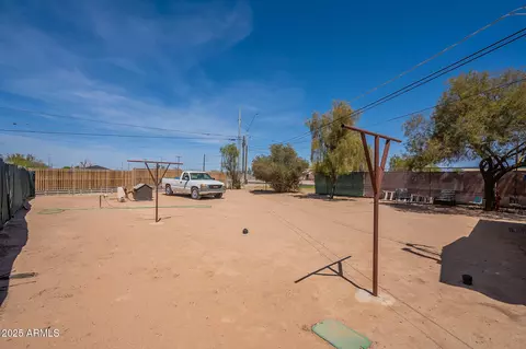 Exterior - 288 E Broadway Ave, Coolidge, AZ 85128 photo 5 of 8