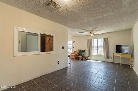 Living - 288 E Broadway Ave, Coolidge, AZ 85128 photo 3 of 3