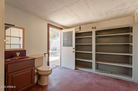 Bath - 288 E Broadway Ave, Coolidge, AZ 85128 photo 3 of 3