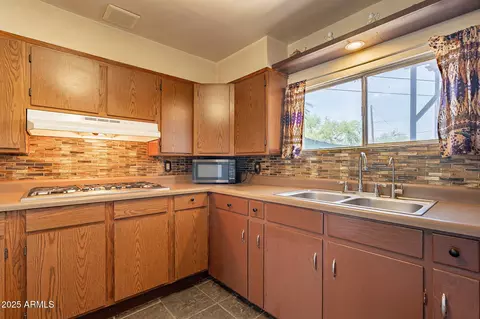 Kitchen - 288 E Broadway Ave, Coolidge, AZ 85128 photo 3 of 3