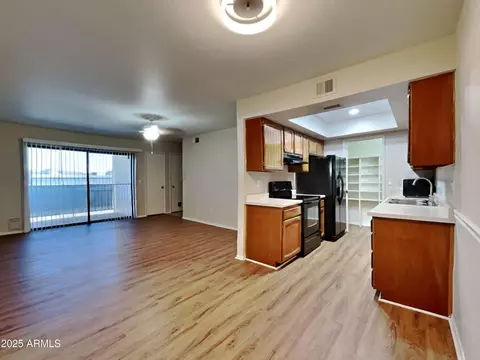 16635 N Cave Creek Rd #232, Phoenix, AZ 85032