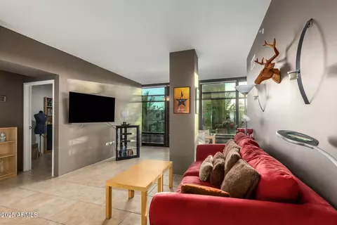 Living - 4808 N 24th St #527, Phoenix, AZ 85016 photo 1 of 1