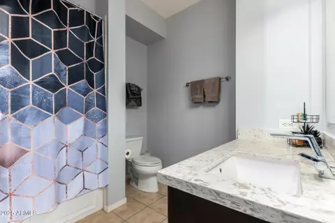 Bath - 4808 N 24th St #527, Phoenix, AZ 85016 photo 2 of 2