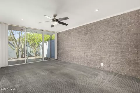 Living - 4646 N 11th Ave #125, Phoenix, AZ 85013 photo 1 of 2