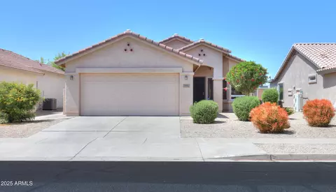 426 N Santiago Trl, Casa Grande, AZ 85194