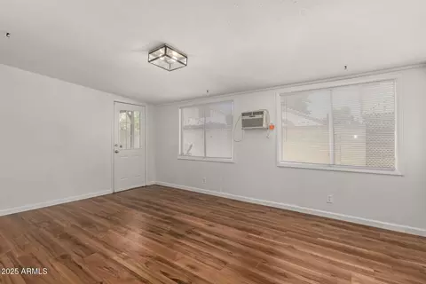 2808 W Lawrence Rd, Phoenix, AZ 85017 photo 14