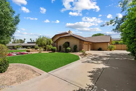 8272 S Pecan Grove Cir, Tempe, AZ 85284