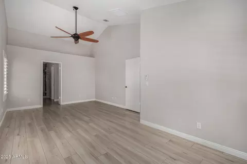 4525 E Desert View Dr, Phoenix, AZ 85044 photo 26