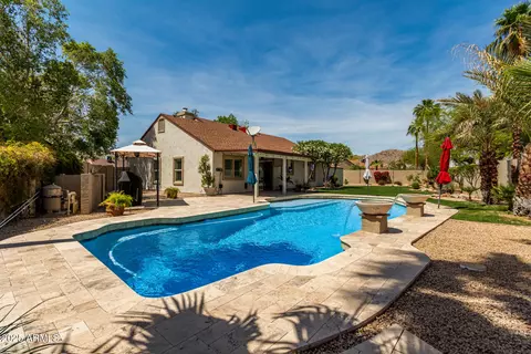 4525 E Desert View Dr, Phoenix, AZ 85044 photo 4