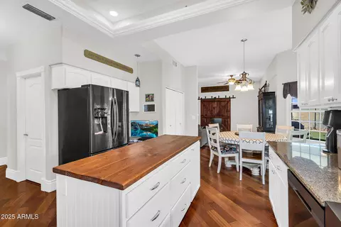 Kitchen - 645 S 54th St, Mesa, AZ 85206 photo 2 of 6