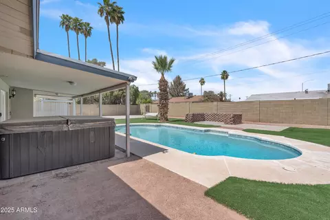 530 E Draper St, Mesa, AZ 85203 photo 5