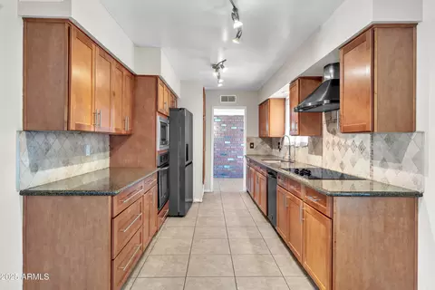 530 E Draper St, Mesa, AZ 85203 photo 10